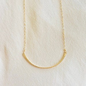 Hammered 14k Gold Filled Bar Necklace: Dainty Curved Pendant