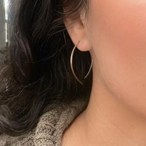 Threader earring, Open hoop earring, Minimalist earring, Everyday, Lightweight,Arc Earring
