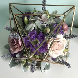 Beautiful Bespoke Artificial Real life Silk Flower Geometric Wedding Centre Pieces Lavender Colour Theme image 4