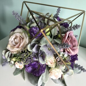 Beautiful Bespoke Artificial Real life Silk Flower Geometric Wedding Centre Pieces Lavender Colour Theme image 2