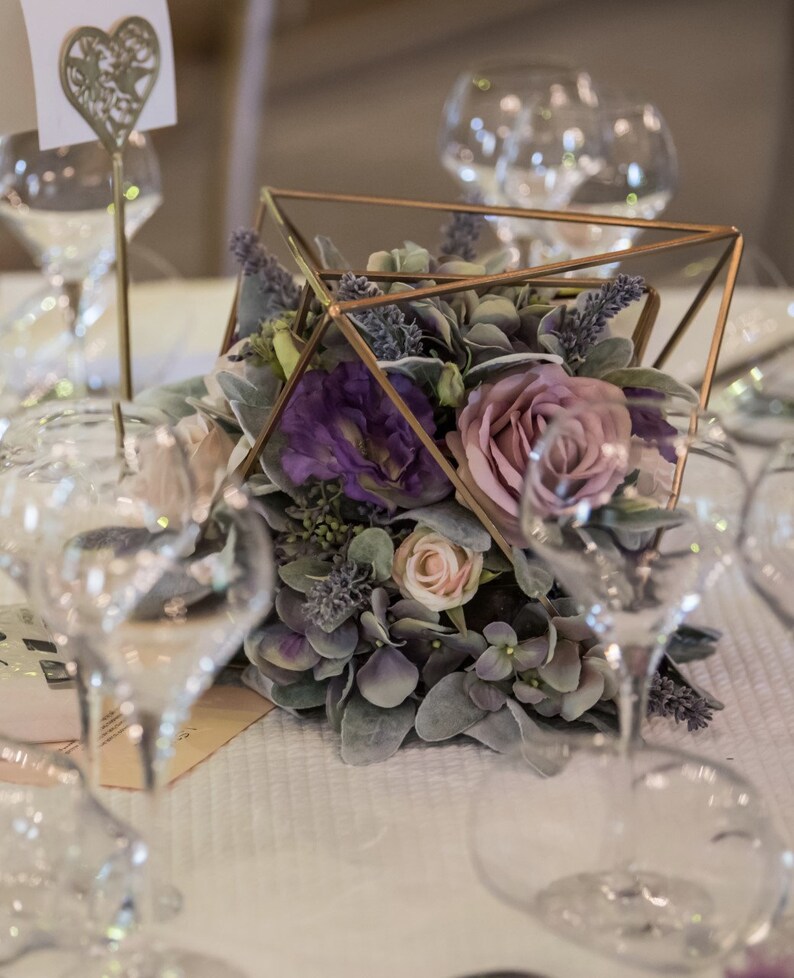 Beautiful Bespoke Artificial Real life Silk Flower Geometric Wedding Centre Pieces Lavender Colour Theme image 1