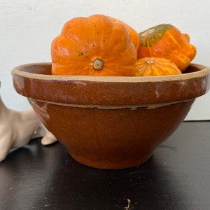 Vintage Brown Glazed  8.5&quot;  YELLOW WARE BOWL