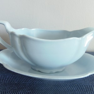 GRAVY BOAT & TRAY &quot;Greydawn&quot; Johnson Bros