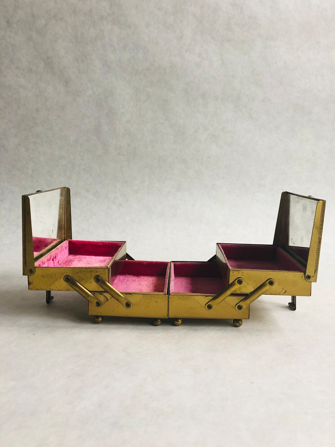 Vintage Brass Accordion Jewelry Box, Vintage Brass Jewelry Box, Vintage