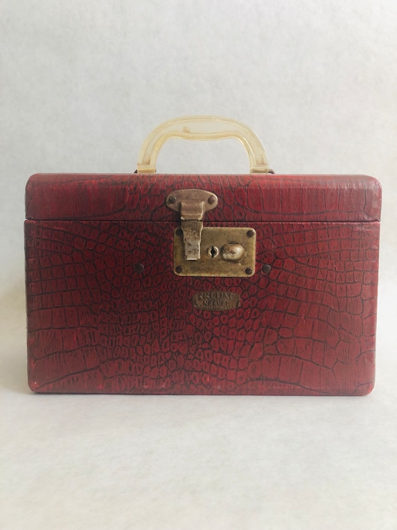 Vintage red train case, vintage faux alligator tra