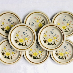 Vintage Mikasa Stone Village Playful sandwich salad cake plates, vintage Mikasa wildflower plates, vintage flower plate, boho floral kitchen
