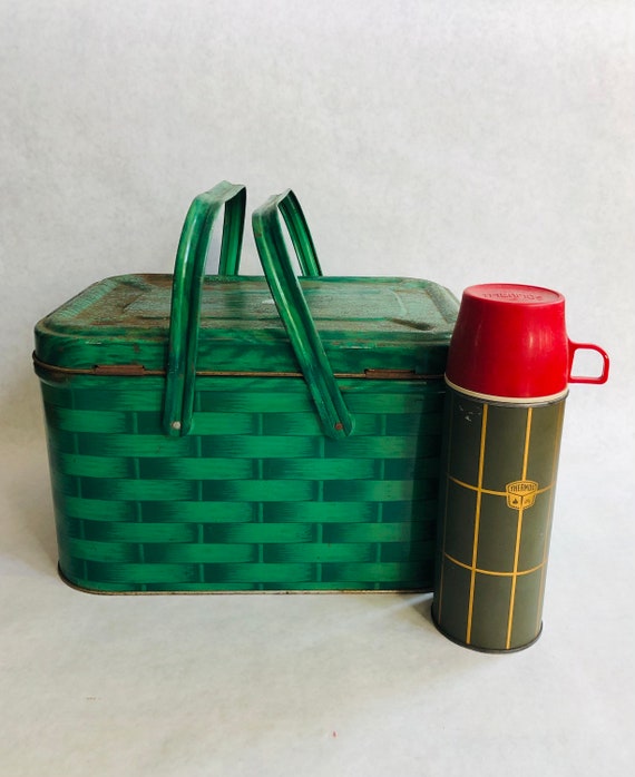 Vintage metal green picnic basket, vintage green … - image 7