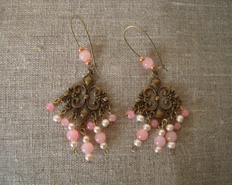 Boucles d'oreilles rétro, rose et perles