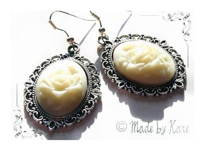 Romantic Vintage Ecru Cabochon resin flower cameo earrings