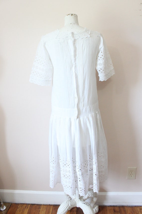 Honeycomb sheer tea dress | vintage 1920s white e… - image 10