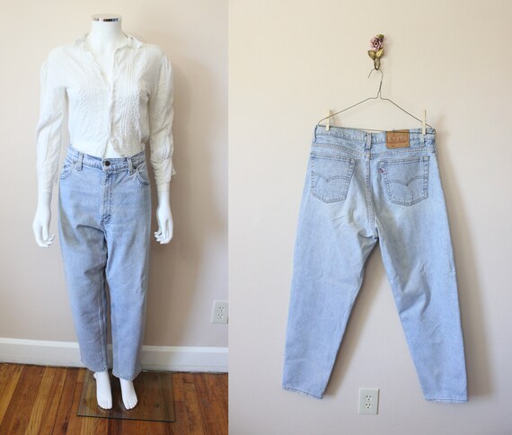 vintage light wash levis