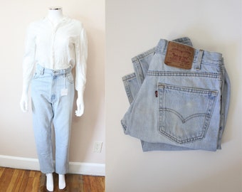 Faded Levi’s 505 jeans | 1990s faded grunge light wash straight leg high waist jeans | made in USA | 32 waist