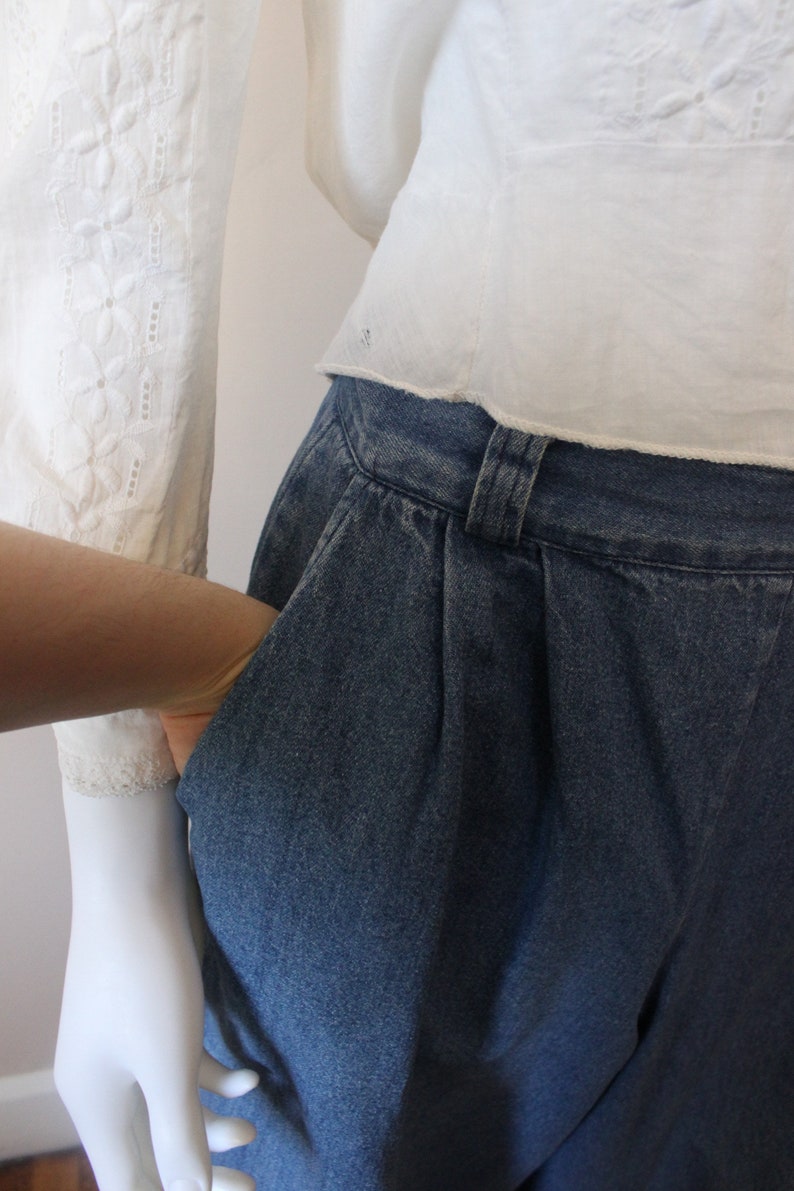 1980s high waist denim wide leg culottes trousers pants 28 waist Cropped Palazzo jeans