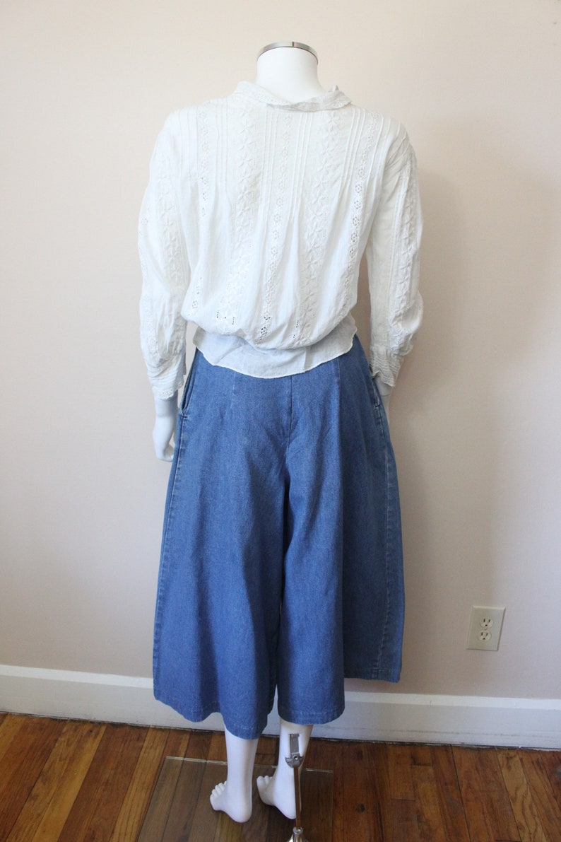 1980s high waist denim wide leg culottes trousers pants 28 waist Cropped Palazzo jeans