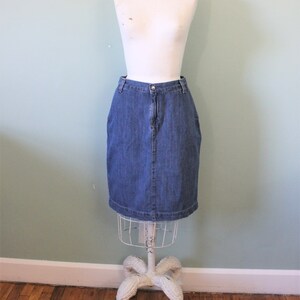 SALE Gap Workers jean skirt 1990s mid wash blue cotton denim high waist skirt 29 waist image 2