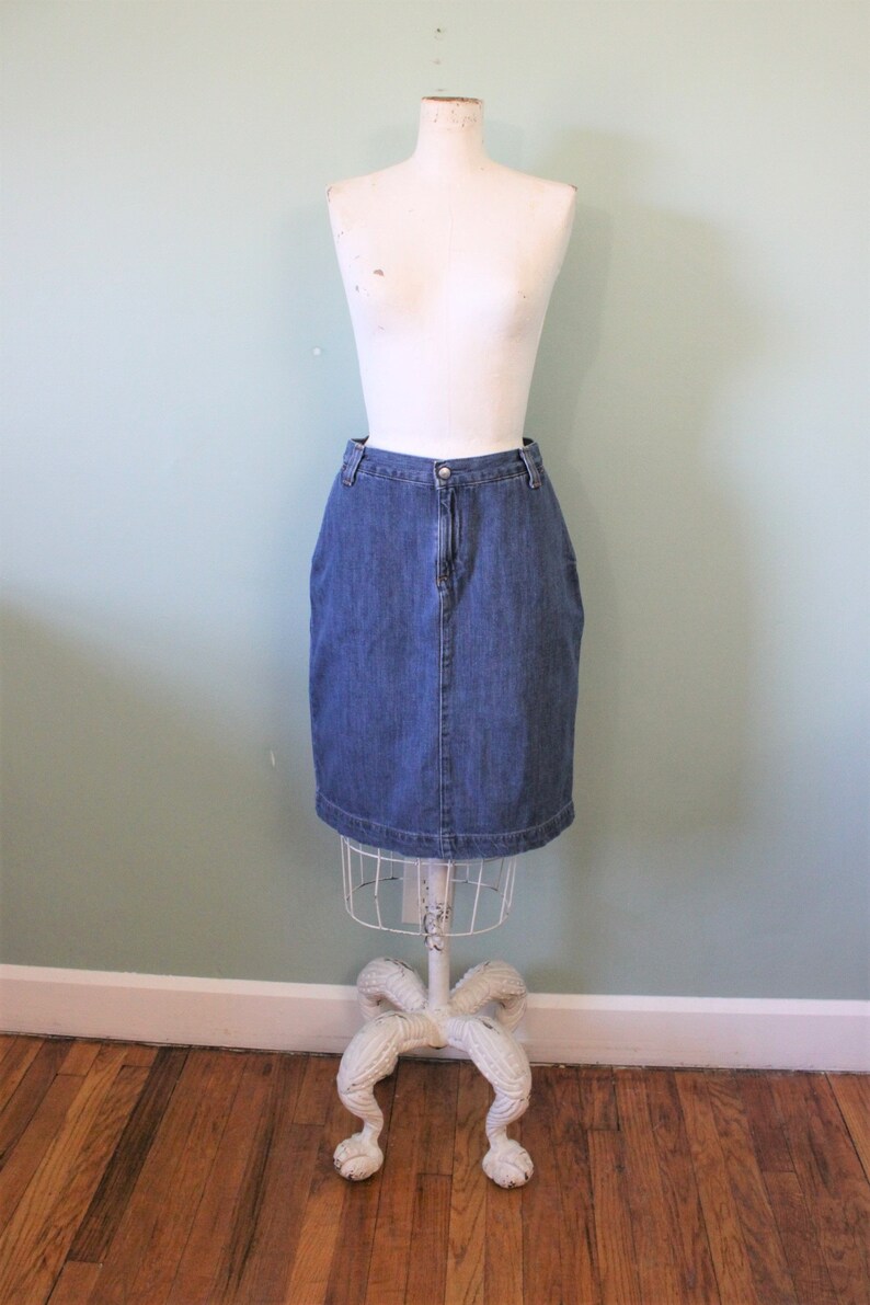 SALE Gap Workers jean skirt 1990s mid wash blue cotton denim high waist skirt 29 waist image 2