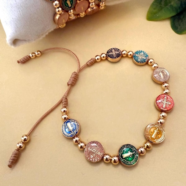 Pulsera protectora de San Benito, ajustable.  Hecha a mano