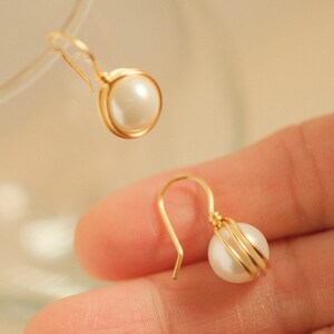 Handmade PEARL EARRINGS.