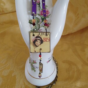 Necklace Choco-Bis handcrafted double sided vintage tin necklace has 18 beads! Tin links, beige, yellow, red and purple! Super colorful!