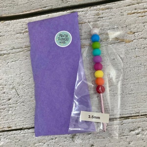 Rainbow Crochet hook with Ergonomic Easy Grip Silicone Handle, Amigurumi Sticks, Gift for Crocheters. 3mm 3.5mm 4mm bild 3