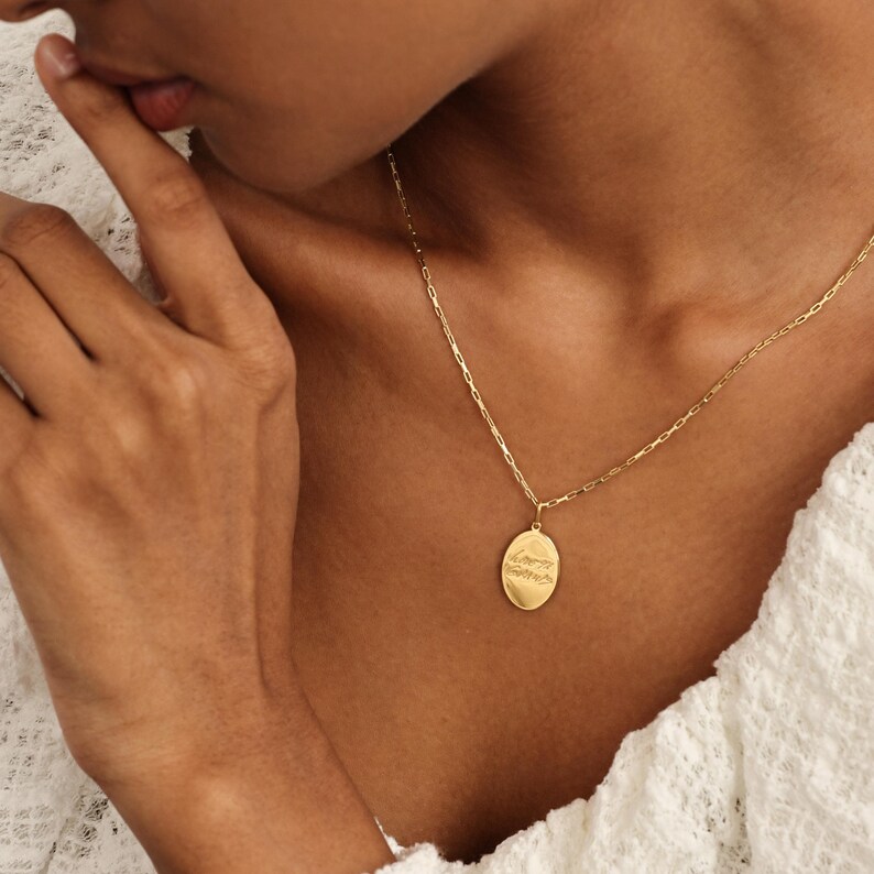 Collar ovalado con escritura a mano / Collares ovalados con escritura a mano / Joyería con huellas dactilares / Regalos para el Día de la Madre / Navidad imagen 7