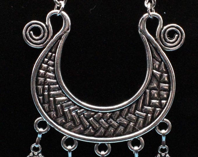 Western Style Necklace Set; Horse Eye Pendant Necklace Set; Textured U Shape Pendant with Dangle Charms; Southwestern Color Pendant Set