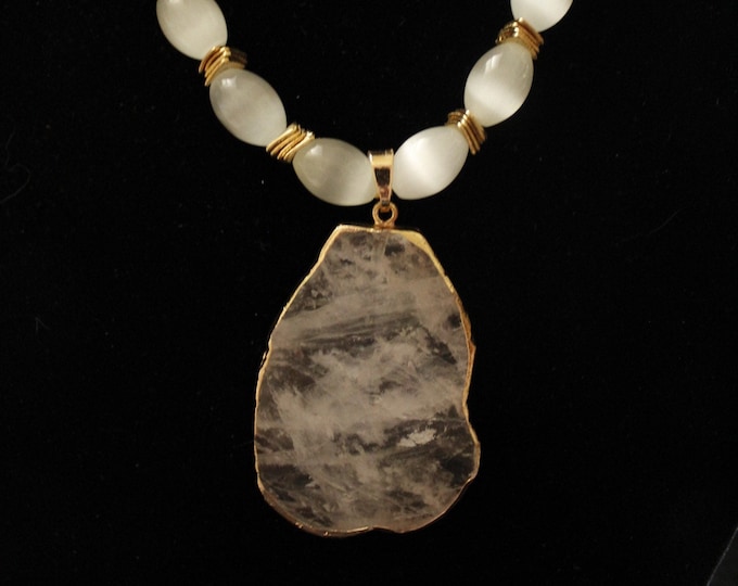 White Rock Quartz Stone Pendant Necklace Set; Quartz Necklace Set; Rock Quartz Necklace Set; White Stone Pendant