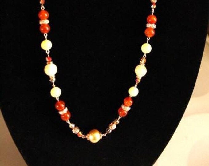 Amber and Yellow Stone Necklace Set; Orange Fire Agate Necklace Set; Pearls and Stones Jewelry; Fall Amber Color Necklace Set