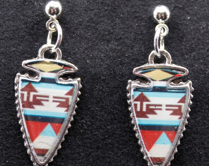 Arrowhead Earrings; Western Style Earrings; Striped Indian Pattern Arrowhead Earrings