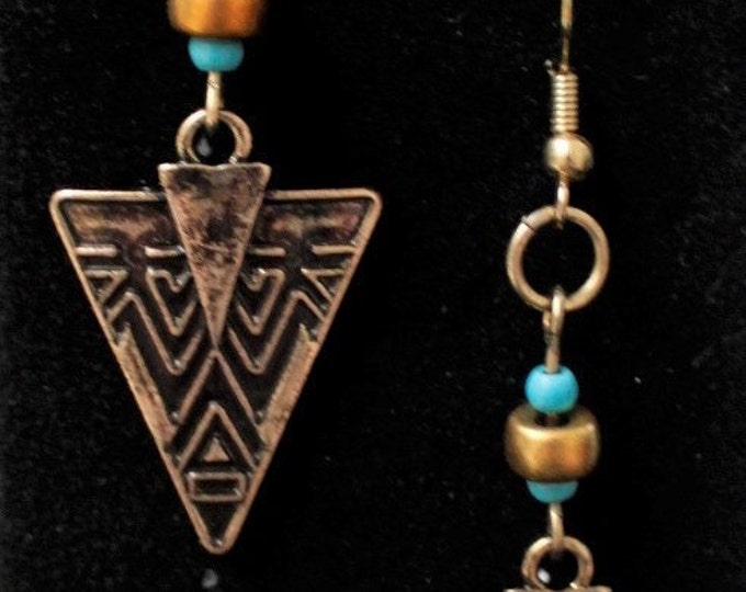 Arrowhead Earrings; Western Style Earrings; Antique Gold Arrowhead Earrings; Geo Pattern Arrowhead Earrings