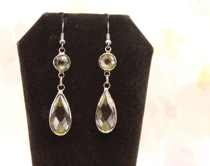 Clear Teardrop Dangle Earrings; Faceted Glass Teardrop Earrings; Glass Teardrop Earrings