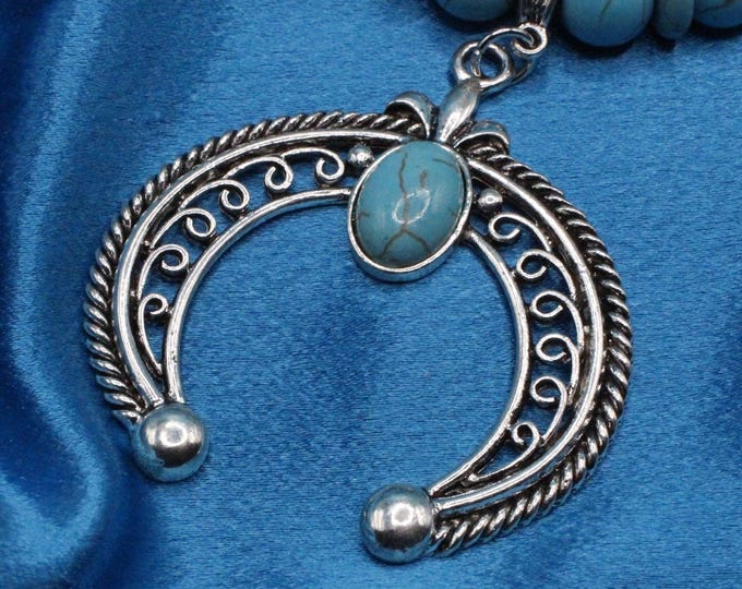 Squash Blossom Western Pendant Set; Large Squash Blossom Howlite Pendant with Bead Strand; Western Squash Blossom Howlite Pendant Set;