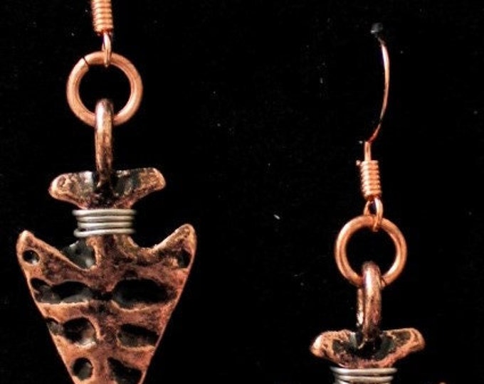 Arrowhead Earrings; Western Style Earrings; Antique Copper Arrowhead Earrings