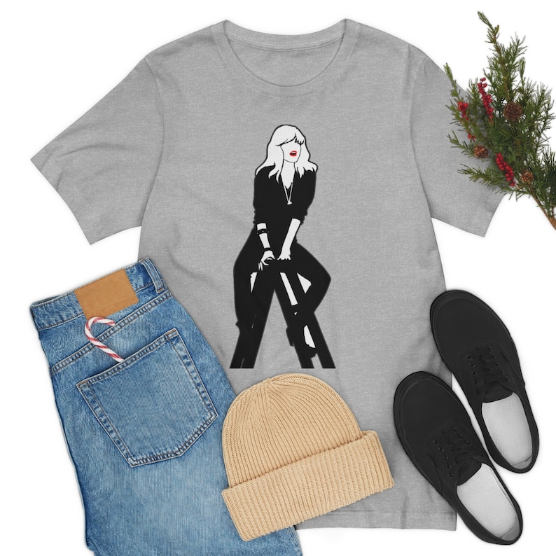 Grease 2 Unisex Jersey Short Sleeve Tee Michelle Pfeiffer Stephanie Zinone Cool Rider - Ships from the US afbeelding 4
