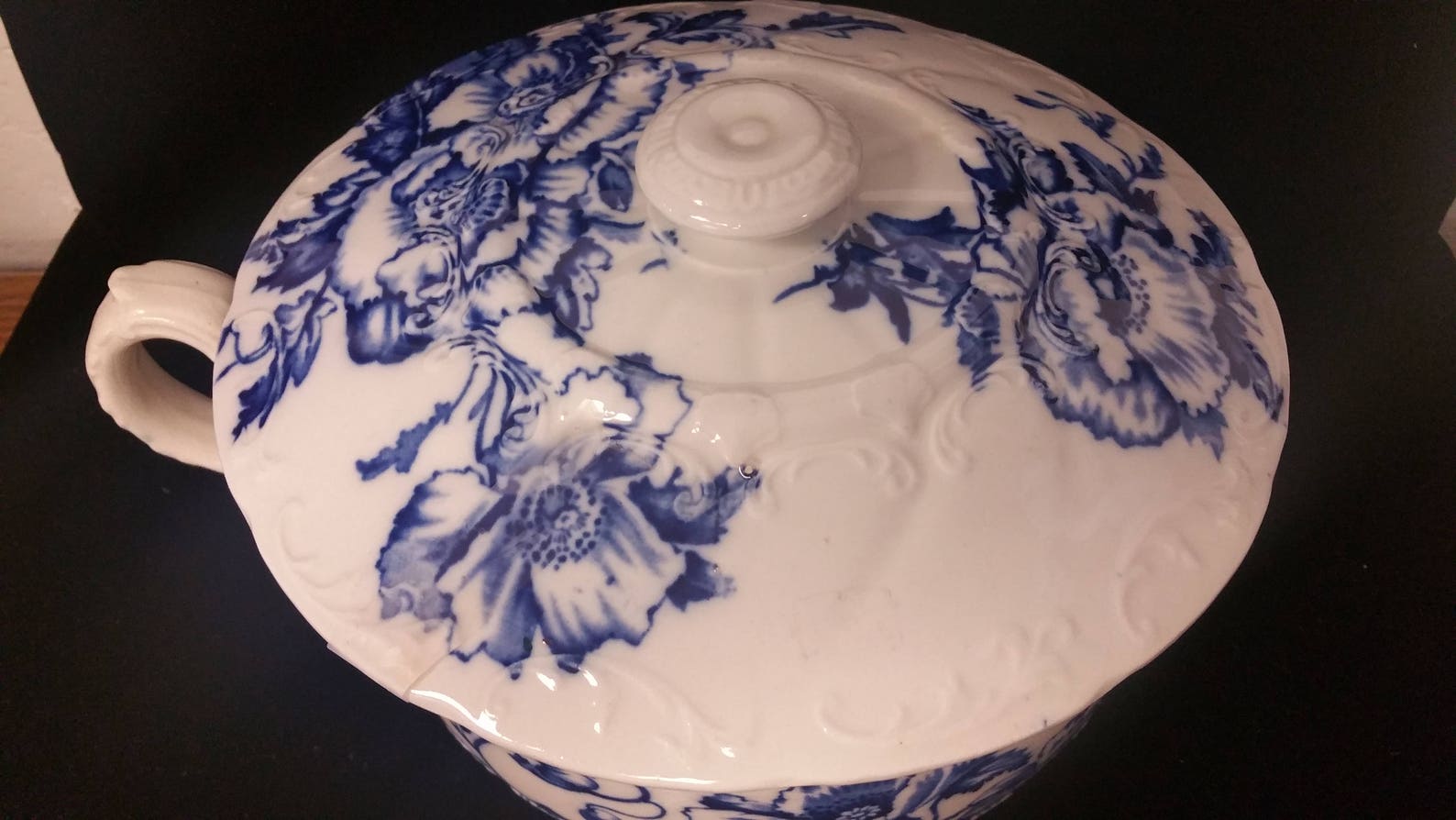 Antique Flow Blue Covered Chamber Pot With Lid Thunder Mug Etsy