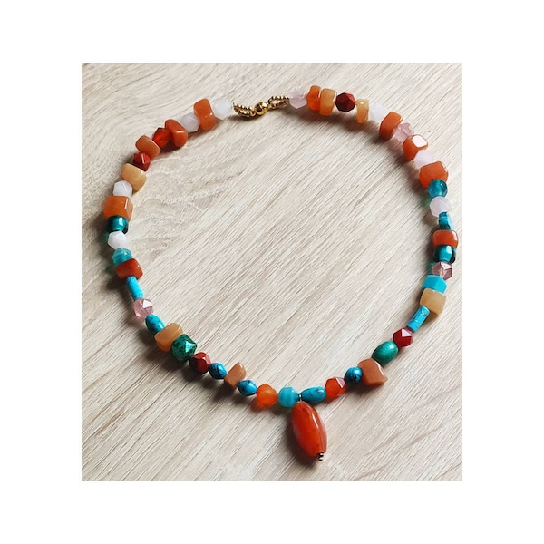 Collier ras du cou en perle naturelle caramel et turquoise