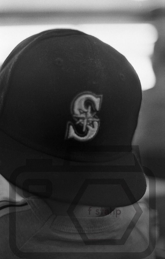 black seattle mariners hat