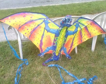 SPECIAL - Dinosaur Kite 3-D