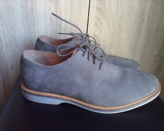 CLARKS Men's Gray Suede Shoes