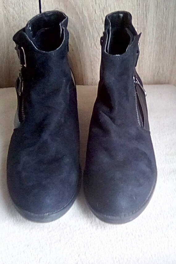 Joe Boxer Black Boots - Size 10