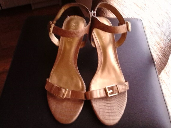 RALPH LAUREN Bronze Gold Sandals - Size 7.5 - image 1