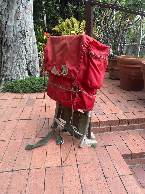 Vintage backpack hiking Gem