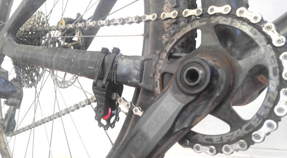 bicycle chain line