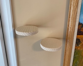 Pinewood Floating Shelves Set: Round Plant Display, Choose Stain