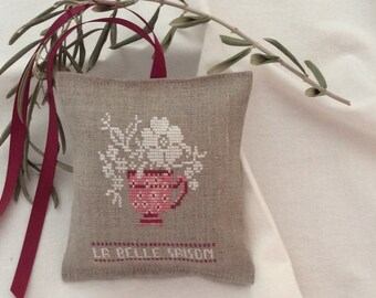 Small decorative cushion “La Belle Saison”