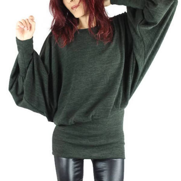 Pull , chauve souris  , ample laine mélangé  , vert