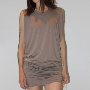 Short dress, asymmetrical tunic, pleated, cotton jersey, beige taupe color image 1