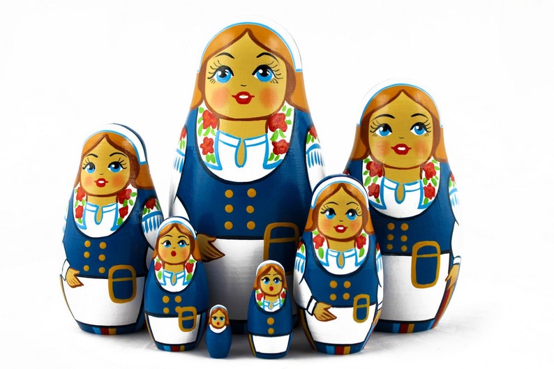 dutch stacking dolls