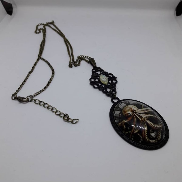 sautoir bronze steampunk avec pendentif pieuvre