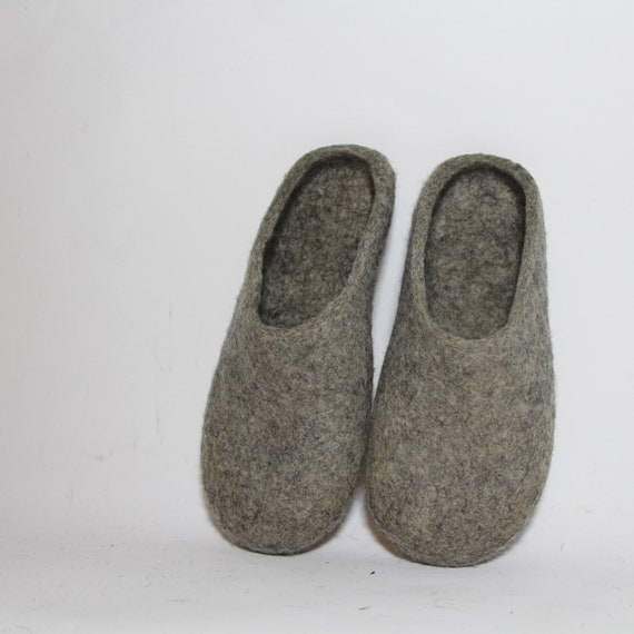 mens felt slippers